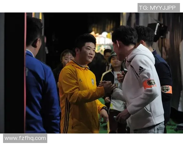 深度对话杨强探讨足球人生的起伏与梦想追寻 深度对话杨强探讨足球人生的起伏与梦想追寻